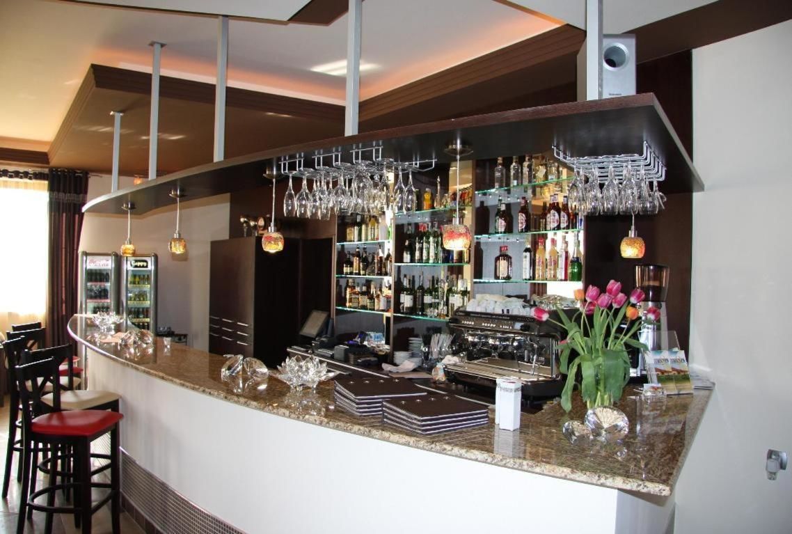 Отель Hotel Wasik Krogulcza-27